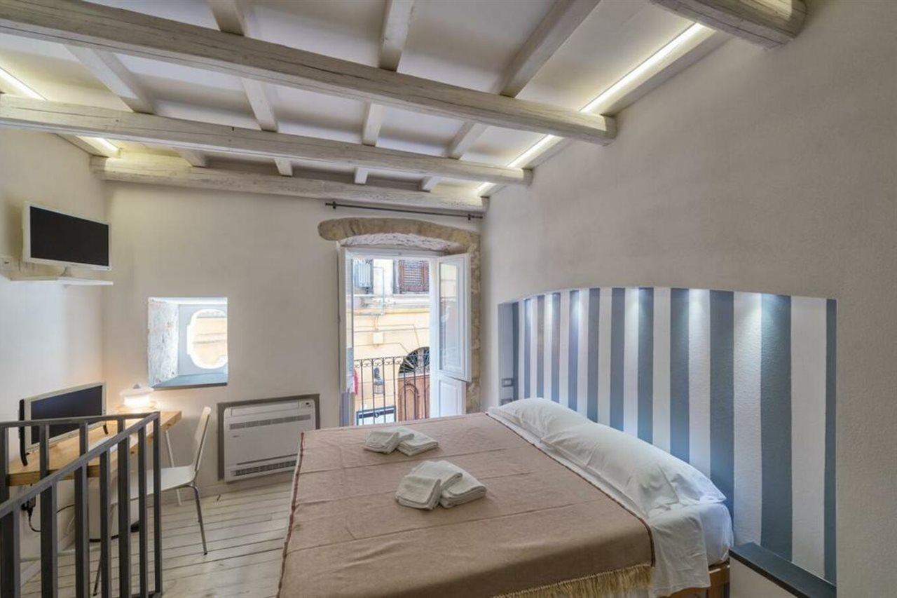 Castelletto Suite La Marina Cagliari Bagian luar foto